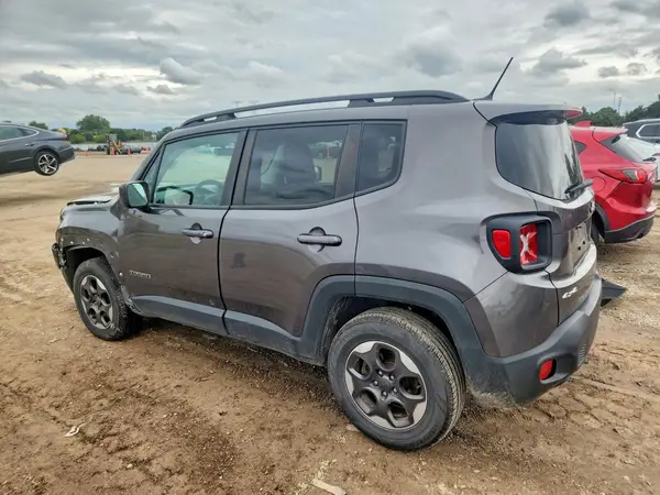 ZACCJBABXHPG00164 — 2017 Jeep Renegade, фото 2 с аукциона Copart, Передняя часть