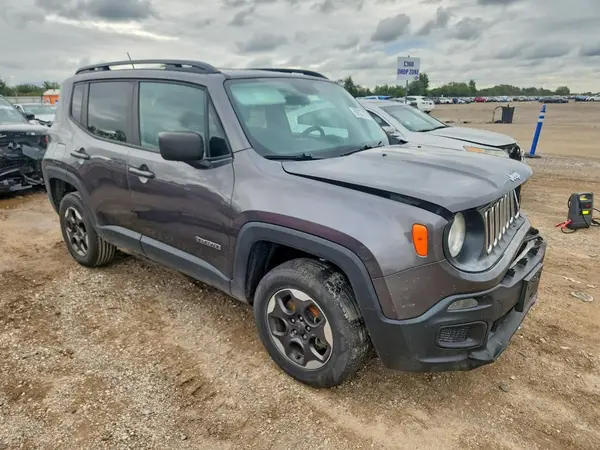 ZACCJBABXHPG00164 — 2017 Jeep Renegade, фото 4 с аукциона Copart, Передняя часть