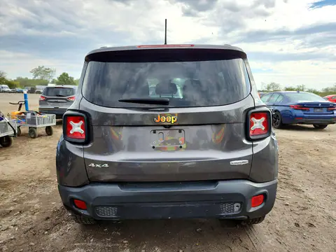 ZACCJBBB1HPE79197 — 2017 Jeep Renegade, фото 6 с аукциона Copart, Мелкие вмятины и царапины