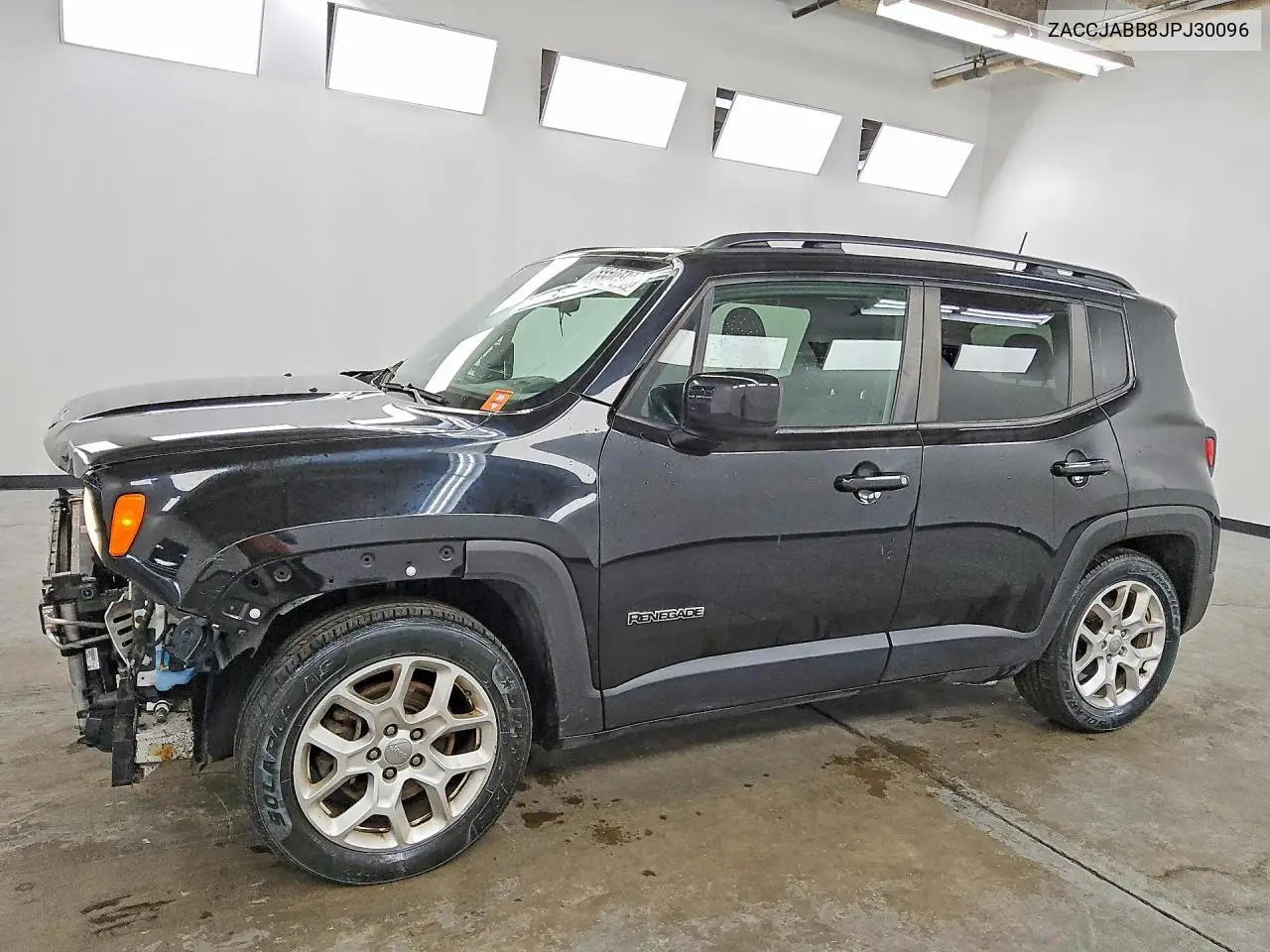 ZACCJABB8JPJ30096 Jeep Renegade 2018 — повреждение Передняя часть, фото до ремонта