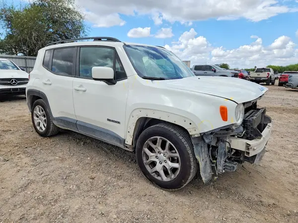 ZACCJABB3JPH99282 — 2018 Jeep Renegade, фото 4 с аукциона Copart 30.09.2026, Передняя часть