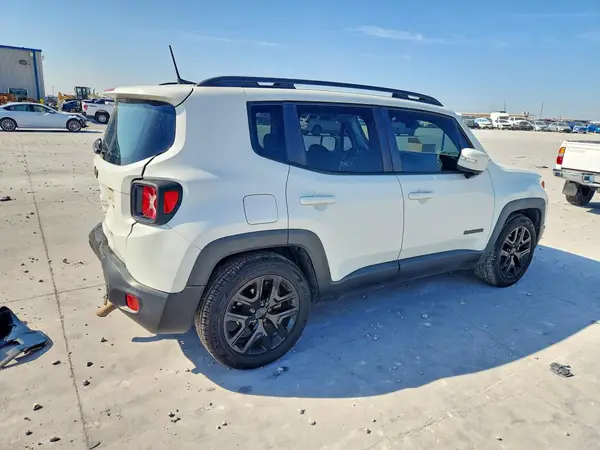 ZACCJABB1JPJ53753 — 2018 Jeep Renegade, фото 3 с аукциона Copart, Задняя часть