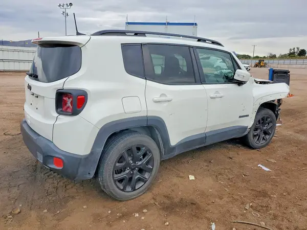 ZACCJBBBXJPJ20028 — 2018 Jeep Renegade, фото 3 с аукциона Copart, Передняя часть