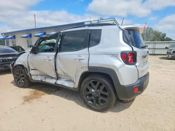 ZACCJABB2JPJ71937 — 2018 Jeep Renegade, фото 2 с аукциона Copart, Опрокидывание