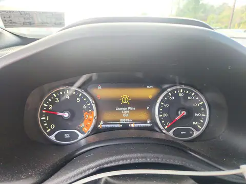 ZACCJBCB1JPH11317 — 2018 Jeep Renegade, фото 9 с аукциона Copart, Передняя часть