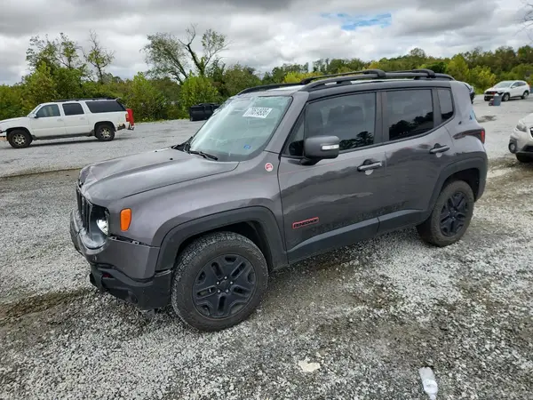 ZACCJBCB5JPG88415 — 2018 Jeep Renegade, Опрокидывание (Rollover), фото до ремонта
