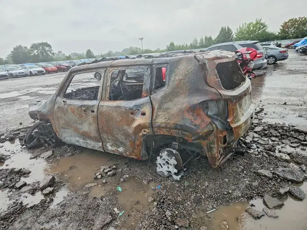 ZACNJBBB3LPL32443 — 2020 Jeep Renegade, фото 2 с аукциона Copart 05.10.2026, Пожар салона