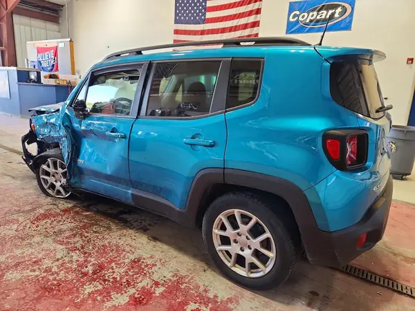 ZACNJBBB2LPL14905 — 2020 Jeep Renegade, фото 2 с аукциона Copart, Передняя часть