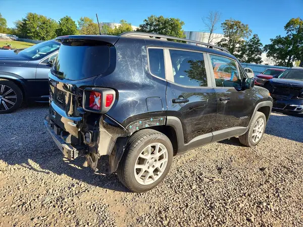 ZACNJBBB0LPM03310 — 2020 Jeep Renegade, фото 3 с аукциона Copart, Задняя часть