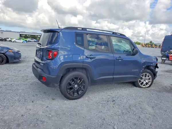ZACNJDB15NPN97774 — 2022 Jeep Renegade, фото 3 с аукциона Copart 02.10.2026, Передняя часть