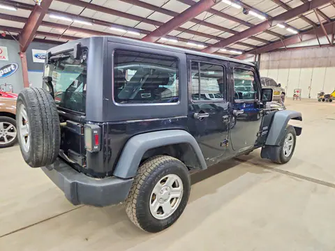2016 Jeep WRANGLER UNLIMITED VIN 1C4BJWKG3GL293646 фото 3