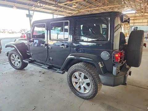 2017 Jeep WRANGLER UNLIMITED VIN 1C4BJWEG0HL717667 фото 2