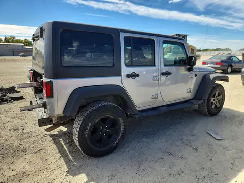 2018 Jeep WRANGLER UNLIMITED VIN 1C4BJWDG4JL926661 фото 3
