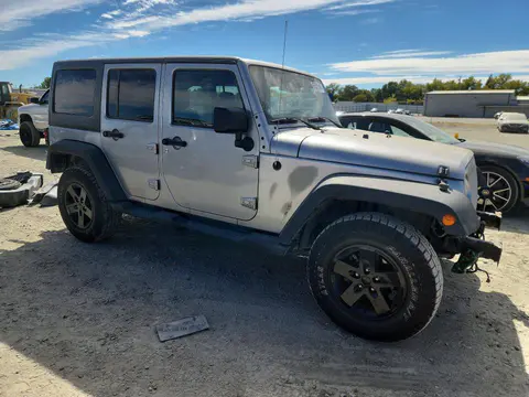 2018 Jeep WRANGLER UNLIMITED VIN 1C4BJWDG4JL926661 фото 4