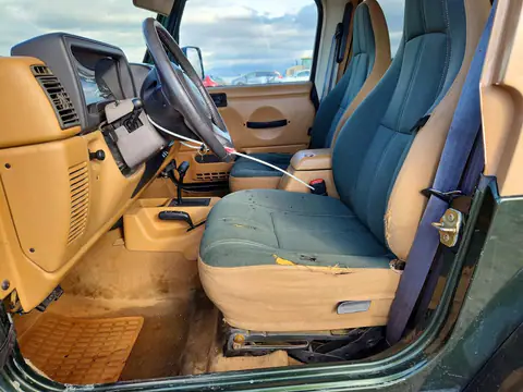 1J4FY49S9VP508765 — 1997 Jeep Wrangler, фото 7 с аукциона Copart, Передняя часть