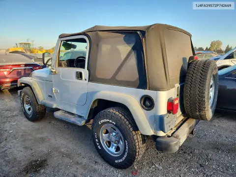 2002 Jeep Wrangler / Tj X VIN 1J4FA39S72P742669 фото 2