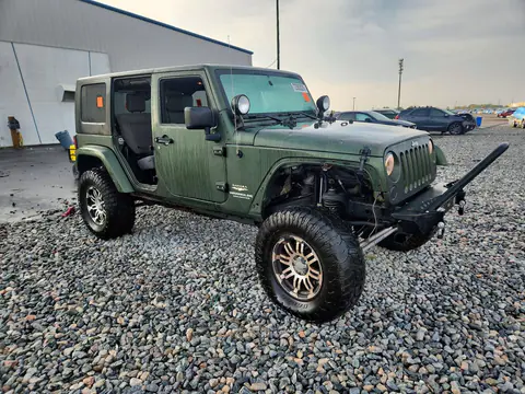 2008 Jeep Wrangler Unlimited Sahara VIN 1J4GA59118L604374 фото 4