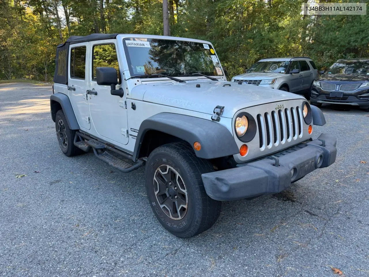 2010 Jeep Wrangler Unlimited Sport VIN 1J4BB3H11AL142174 фото 1