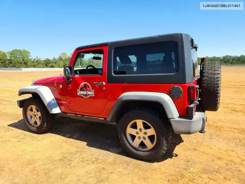 1J4HA6D18BL611461 — 2011 Jeep Wrangler, фото 2 с аукциона Copart, Передняя часть