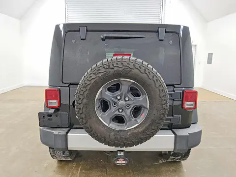 2013 Jeep Wrangler Unlimited Sahara VIN 1C4BJWEG7DL655792 фото 6