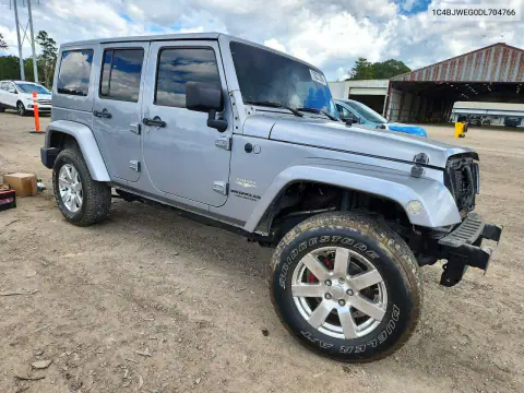 2013 Jeep Wrangler Unlimited Sahara VIN 1C4BJWEG0DL704766 фото 4