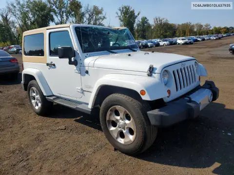 1C4AJWBG1DL637935 — 2013 Jeep Wrangler, фото 4 с аукциона Copart 20.10.2026, Повреждения со всех сторон