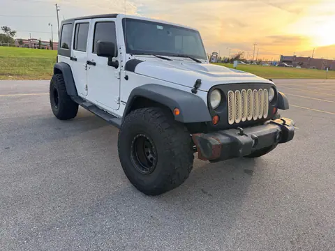 1C4BJWDG6EL105261 — 2014 Jeep Wrangler, Мелкие вмятины и царапины, фото до ремонта
