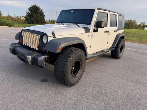 2014 Jeep Wrangler Unlimited Sport VIN 1C4BJWDG6EL105261 фото 2