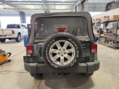 2015 Jeep Wrangler Unlimited Sport VIN 1C4BJWDG7FL612817 фото 6