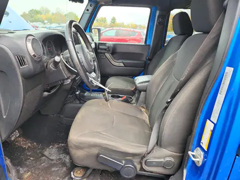 1C4BJWDG3FL729830 — 2015 Jeep Wrangler, фото 7 с аукциона Copart, Механические повреждения