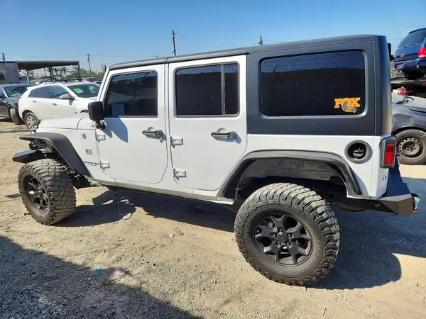 1C4HJWDG2GL248902 — 2016 Jeep Wrangler, фото 2 с аукциона Copart 28.09.2026, Передняя часть