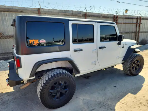 1C4HJWDG2GL248902 — 2016 Jeep Wrangler, фото 3 с аукциона Copart 28.09.2026, Передняя часть