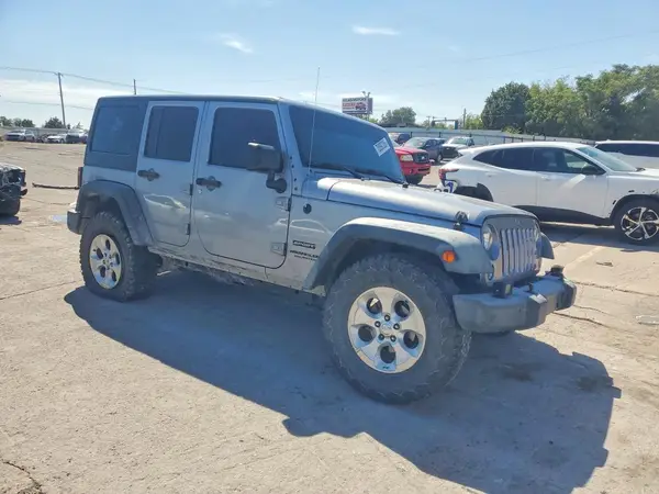 1C4BJWDG5GL197076 — 2016 Jeep Wrangler, фото 4 с аукциона Copart, Задняя часть