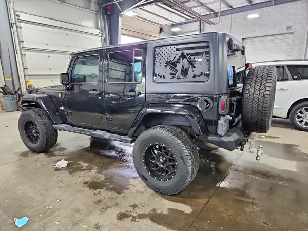1C4BJWEG7GL190015 — 2016 Jeep Wrangler, фото 2 с аукциона Copart, Подтопление