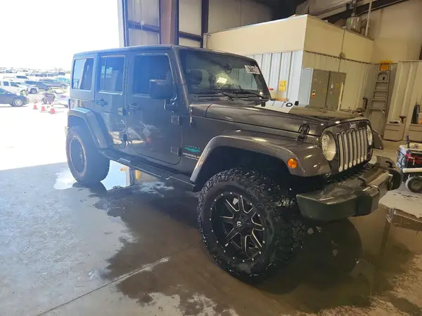1C4HJWEG0HL717646 — 2017 Jeep Wrangler, фото 4 с аукциона Copart 29.09.2026, Мелкие вмятины и царапины