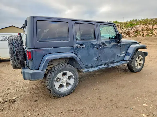 1C4BJWEG4HL537558 — 2017 Jeep Wrangler, фото 3 с аукциона Copart 06.10.2026, Передняя часть