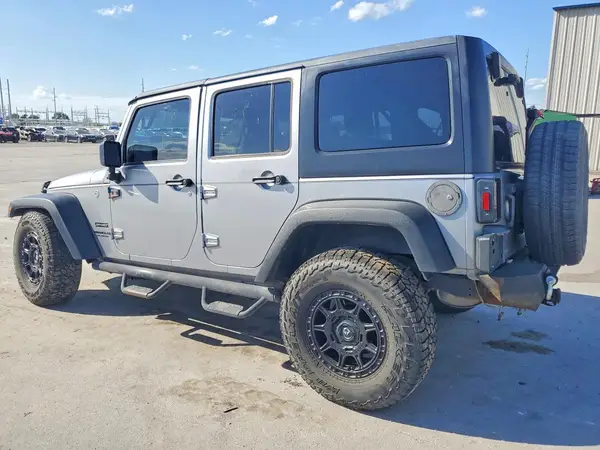 1C4HJWDG4HL654357 — 2017 Jeep Wrangler, фото 2 с аукциона Copart, Передняя часть