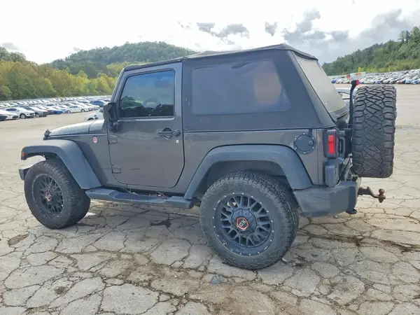 1C4AJWAG9HL709908 — 2017 Jeep Wrangler, фото 2 с аукциона Copart, Подтопление