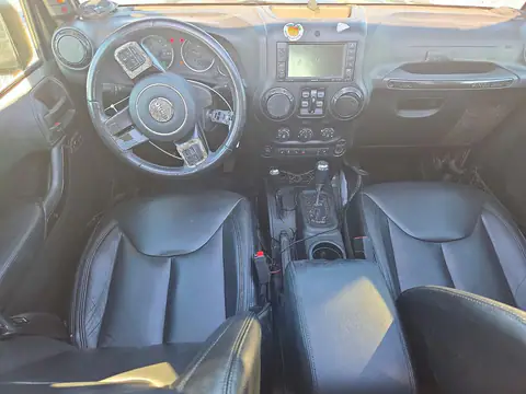 1C4BJWEG1HL709495 — 2017 Jeep Wrangler, фото 8 с аукциона Copart, Передняя часть