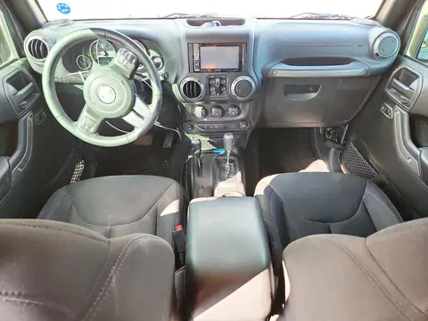 1C4BJWDG7HL581068 — 2017 Jeep Wrangler, фото 8 с аукциона Copart, Сторона