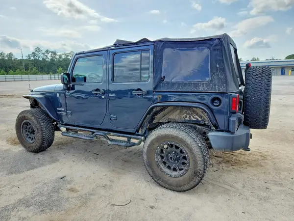 1C4BJWDG2JL812867 — 2018 Jeep Wrangler, фото 2 с аукциона Copart, Крыша