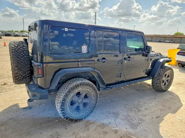 1C4BJWFG2JL842951 — 2018 Jeep Wrangler, фото 3 с аукциона Copart, Передняя часть