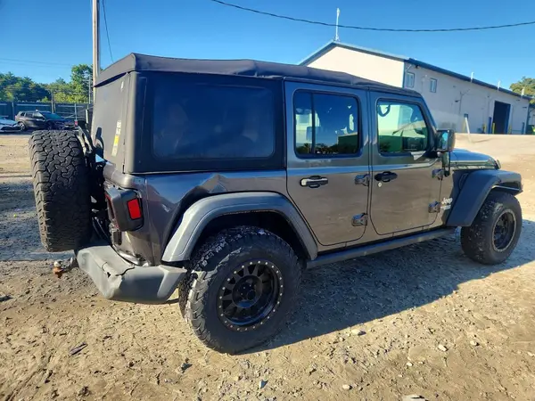 1C4HJXDN8JW250857 — 2018 Jeep Wrangler, фото 3 с аукциона Copart 13.10.2026, Механические повреждения
