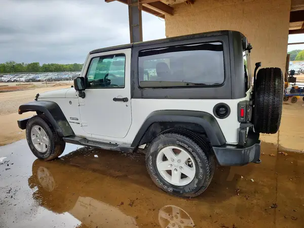 1C4AJWAG8JL828779 — 2018 Jeep Wrangler, фото 2 с аукциона Copart 07.10.2026, Механические повреждения