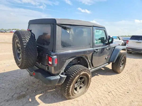 1C4HJXCG9JW287533 — 2018 Jeep Wrangler, фото 3 с аукциона Copart, Задняя часть