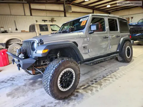 1C4HJXDG8JW128906 — 2018 Jeep Wrangler, Задняя часть, фото до ремонта