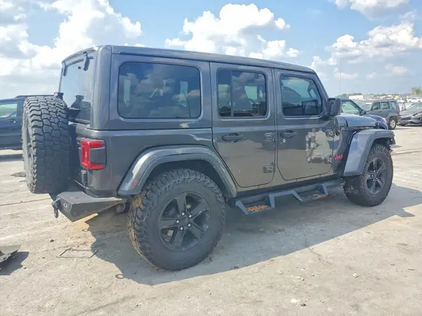 1C4HJXEGXKW642935 — 2019 Jeep Wrangler, фото 3 с аукциона Copart, Передняя часть