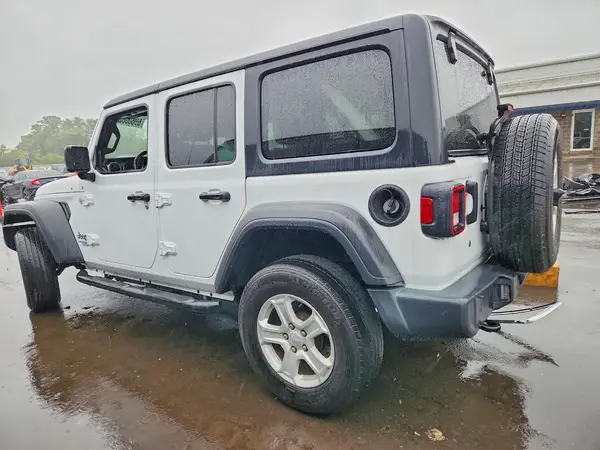 1C4HJXDN0KW637985 — 2019 Jeep Wrangler, фото 2 с аукциона Copart 02.10.2026, Передняя часть