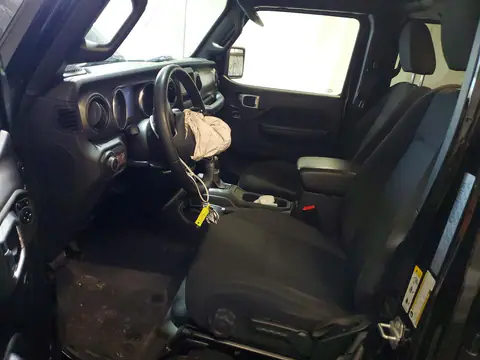 1C4HJXDGXKW548328 — 2019 Jeep Wrangler, фото 7 с аукциона Copart, Передняя часть
