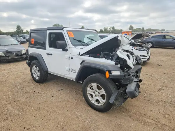 1C4GJXAN8MW546286 — 2021 Jeep Wrangler, фото 4 с аукциона Copart 13.10.2026, Передняя часть